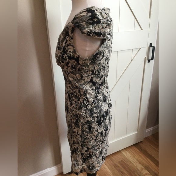 Wishes Wishes Wishes Small/Medium Midi Dress with black lining. - Picture 4 of 6